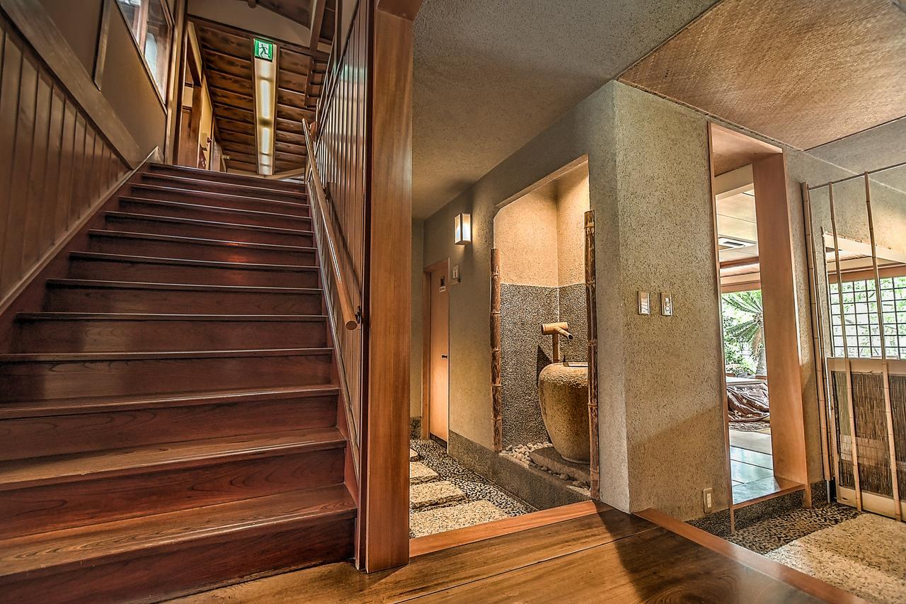 K'S House Ito Onsen - Historical Ryokan Hostel Екстер'єр фото