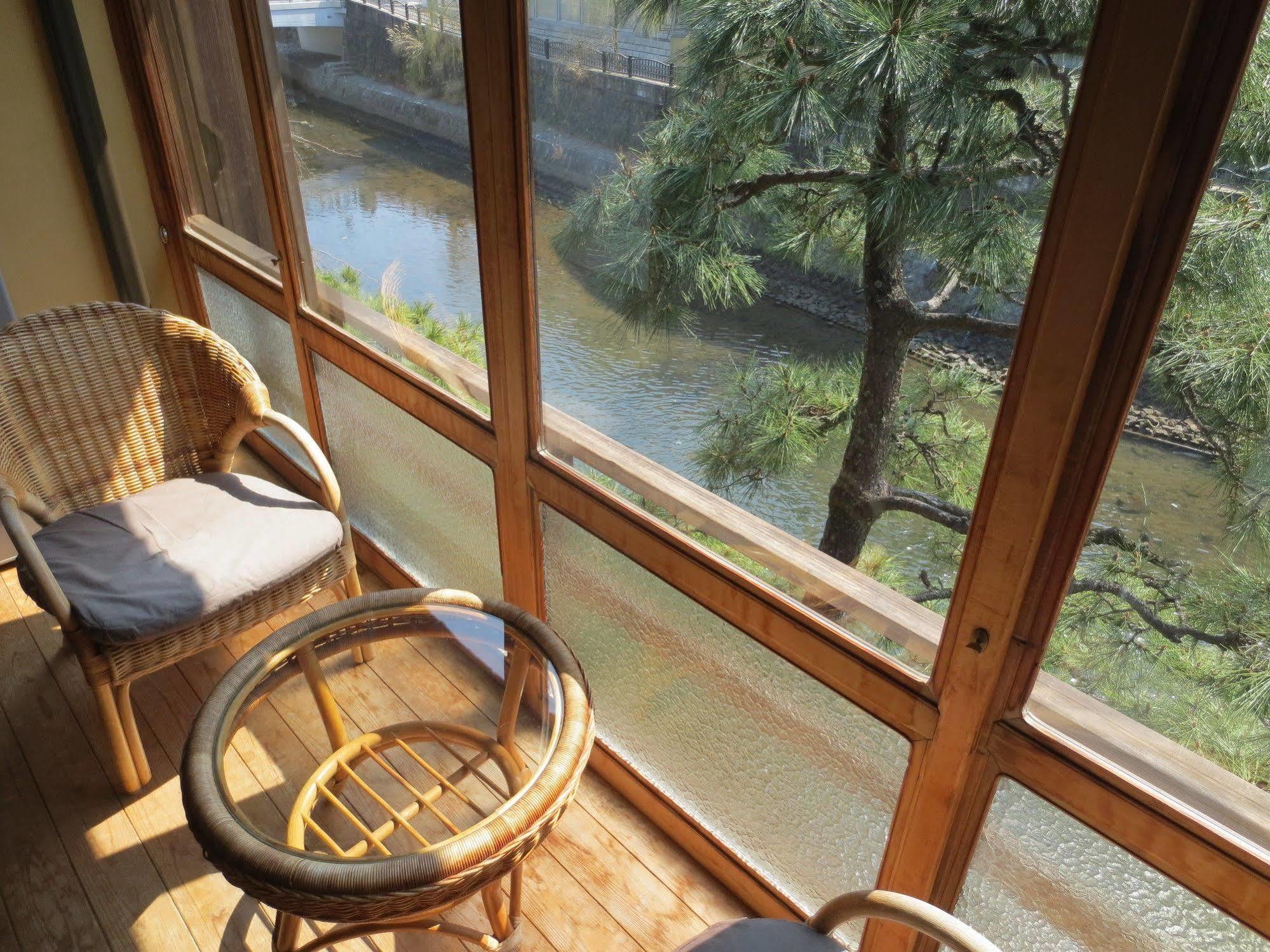 K'S House Ito Onsen - Historical Ryokan Hostel Екстер'єр фото